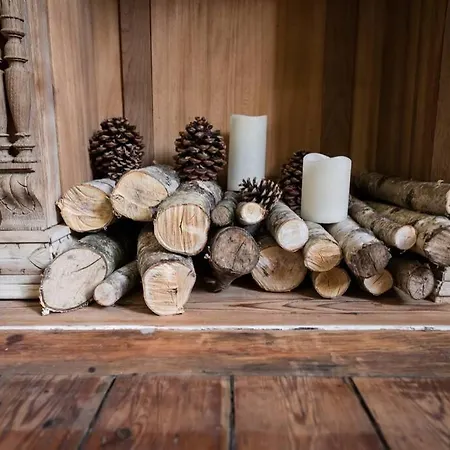 La Villa de l'Etoile Jacuzzi Borne d'arcade Casino Hébergement de vacances *